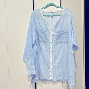 Old Navy Sheer Top NWT